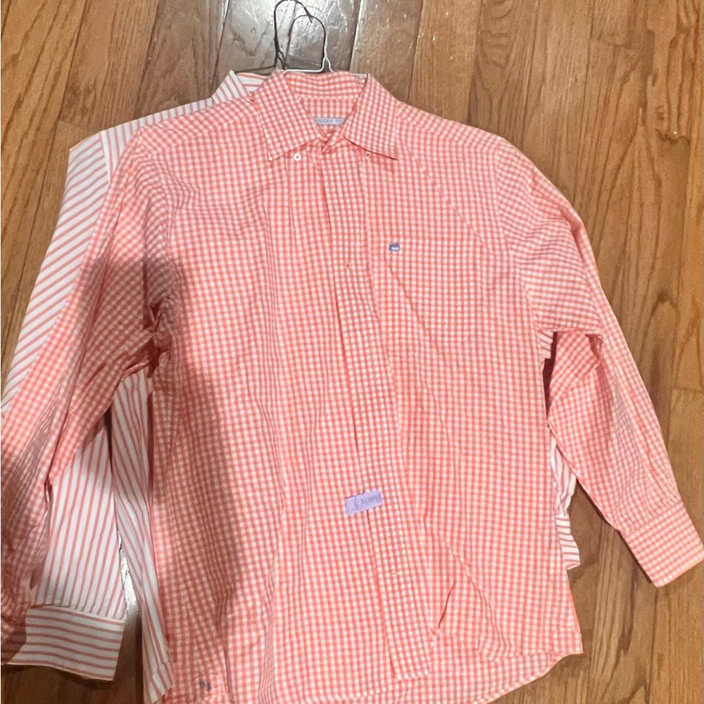 Men’s southern Tide button up shirt
